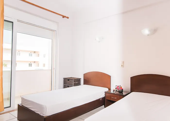 Yiannis Manos Hotel Resort