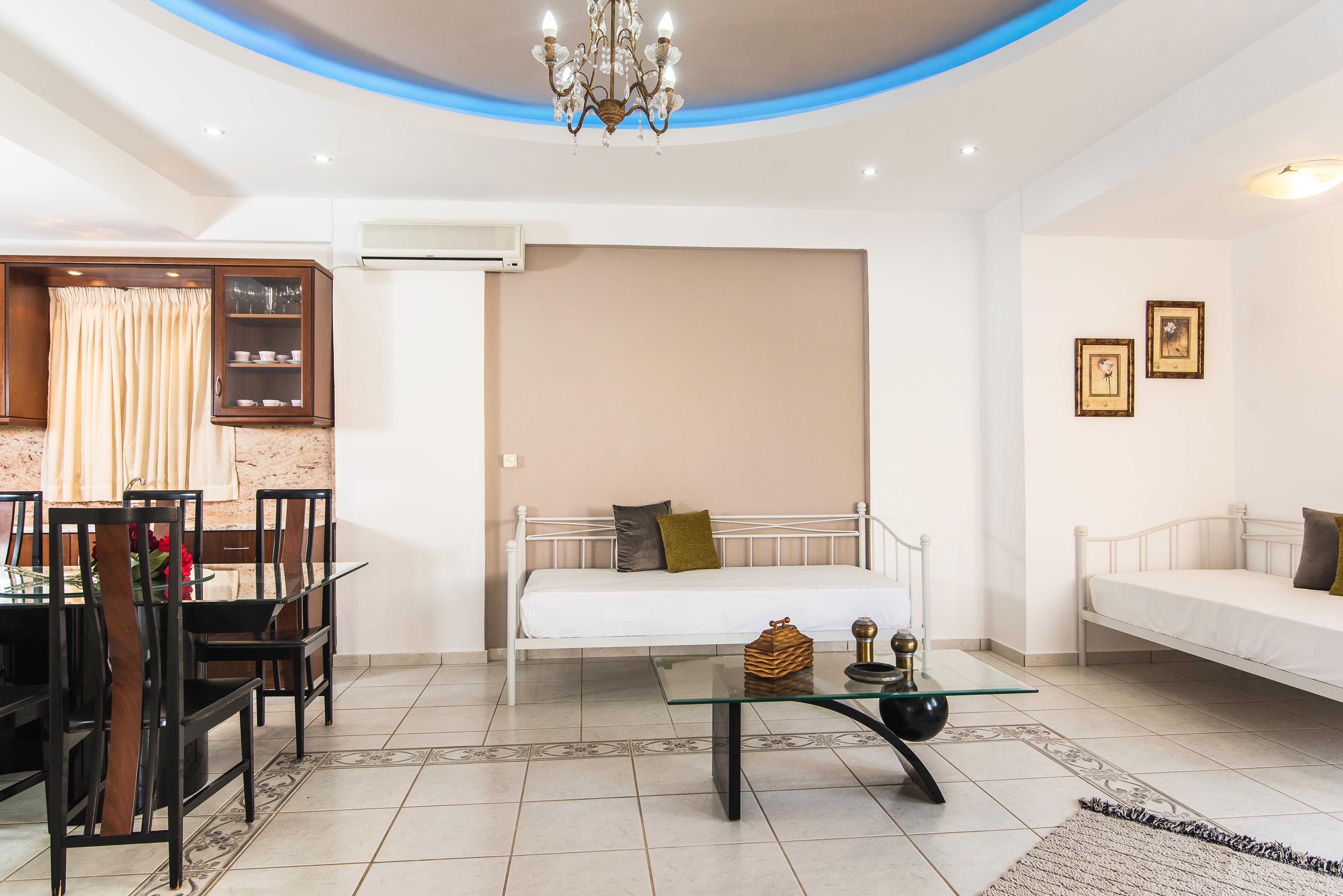 Yiannis Manos 3*
